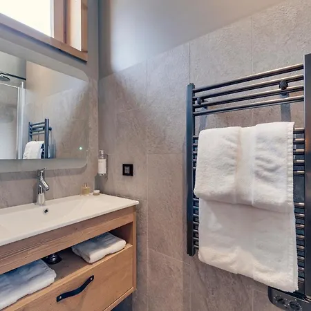Avancher Hotell