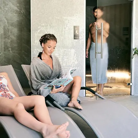 ホテル Avancher 3*